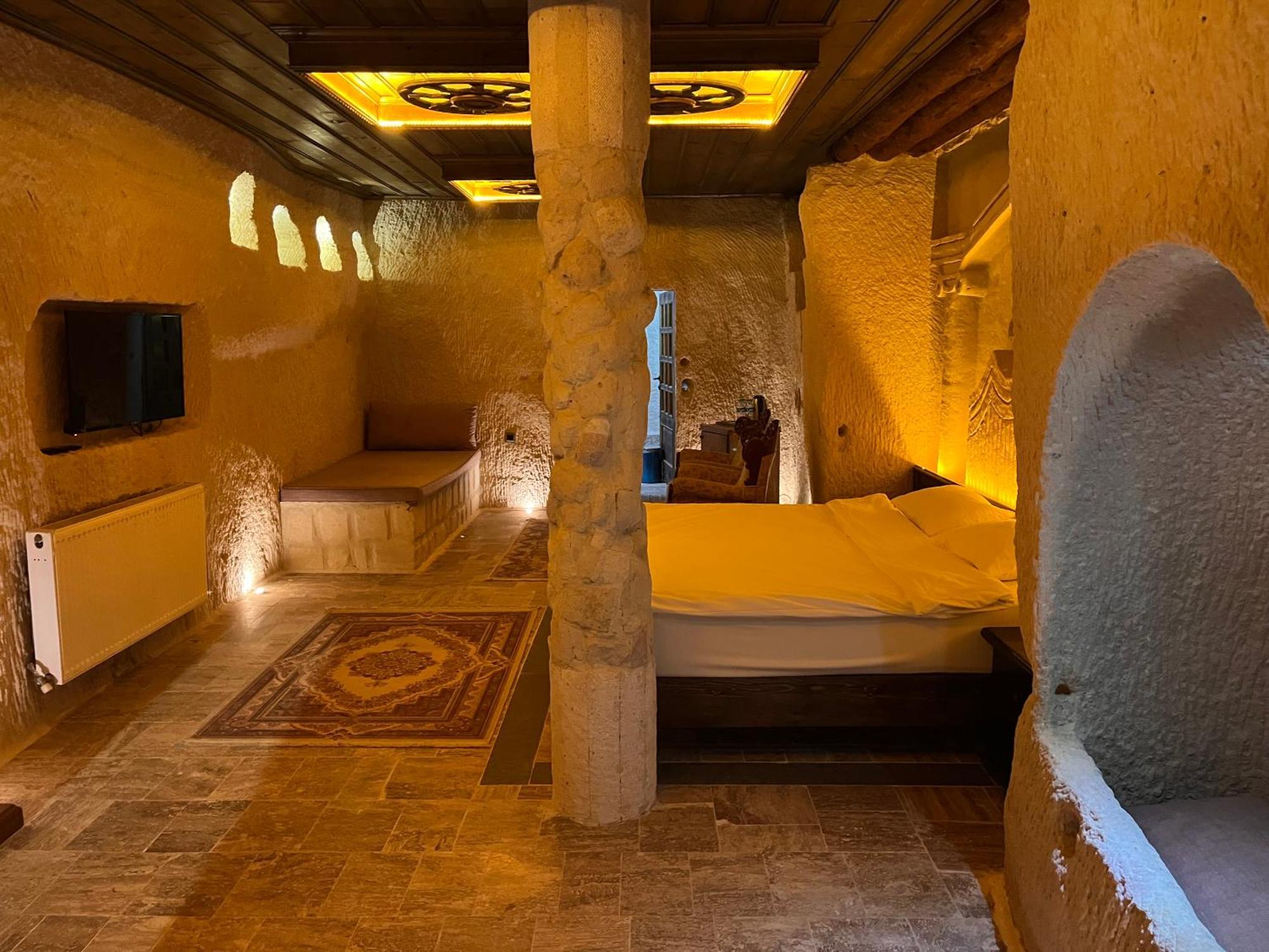 Dionysos Cave Cappadocia Hotel Ουργκούπ Εξωτερικό φωτογραφία